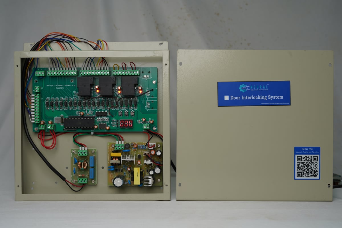 3-Door Interlocking Controller with Built-in Purge Timer